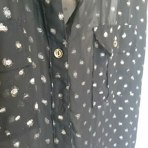 Medium Sheer gold speckled button up by monteau